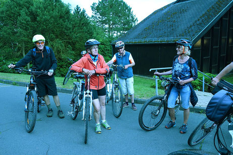 Fahrradpilgergruppe zu Gast in St. Elisabeth, Bad Emstal-Merxhausen